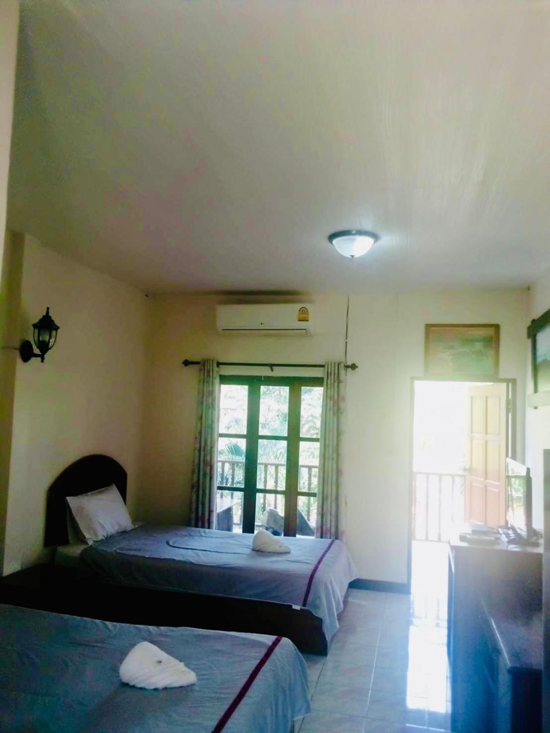 Baan Pak Rim Kuaen Resort Ban Chieo Ko Exterior photo